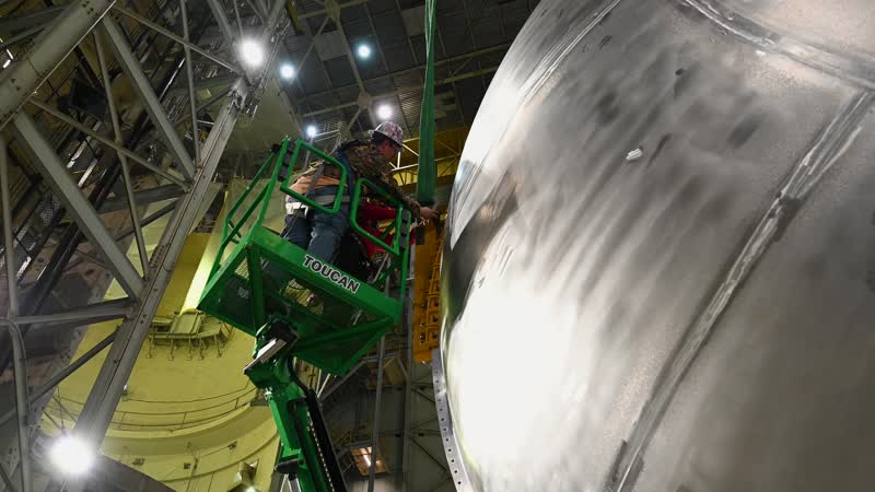 Liquid Hydrogen Tank for Artemis III Moves on to Next Phase of Production